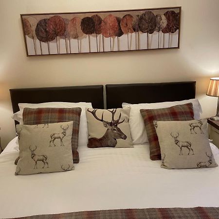 The Shoulder Of Mutton Hotel Bradwell  Bagian luar foto
